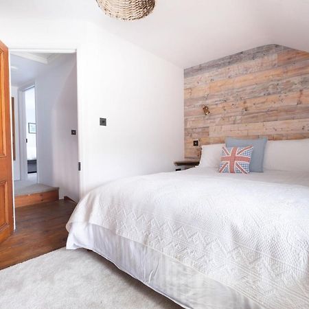 Niver Dew Holiday Cottage Lower Boscaswell Екстер'єр фото